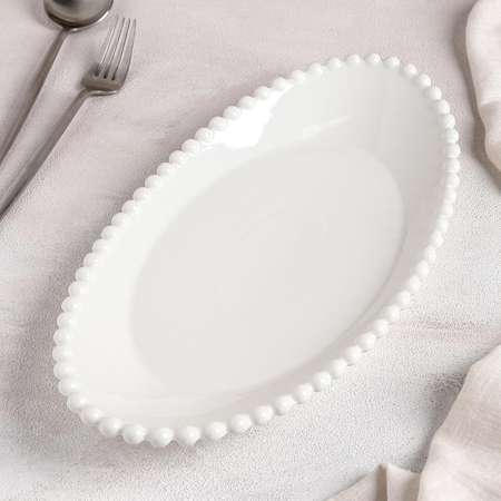 Блюдо сервировочное Sima-Land керамическое «Классика» 32×17×6 см цвет белый