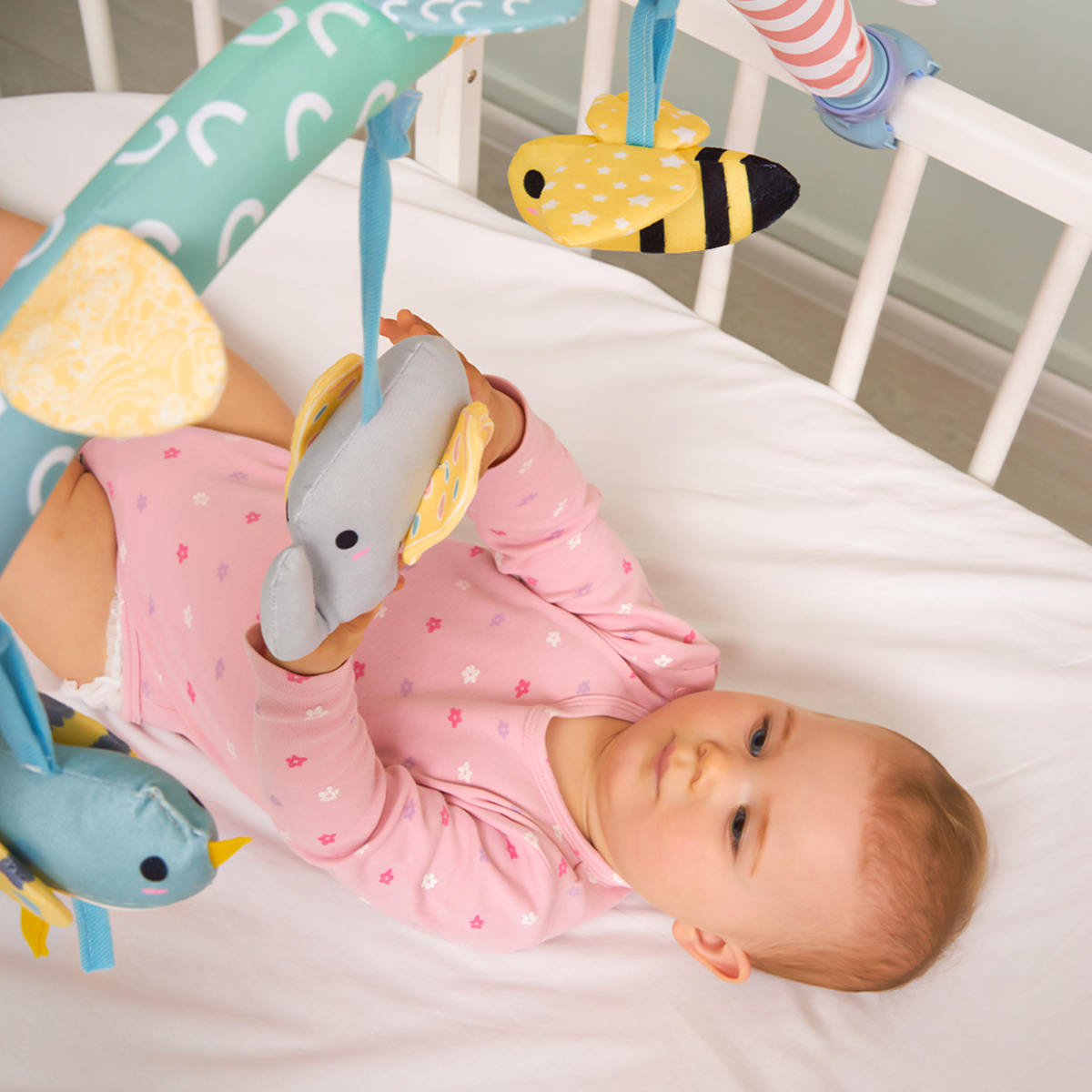 Дуга игровая с игрушками Lilime универсальная подвеска на коляску и кроватку - фото 7
