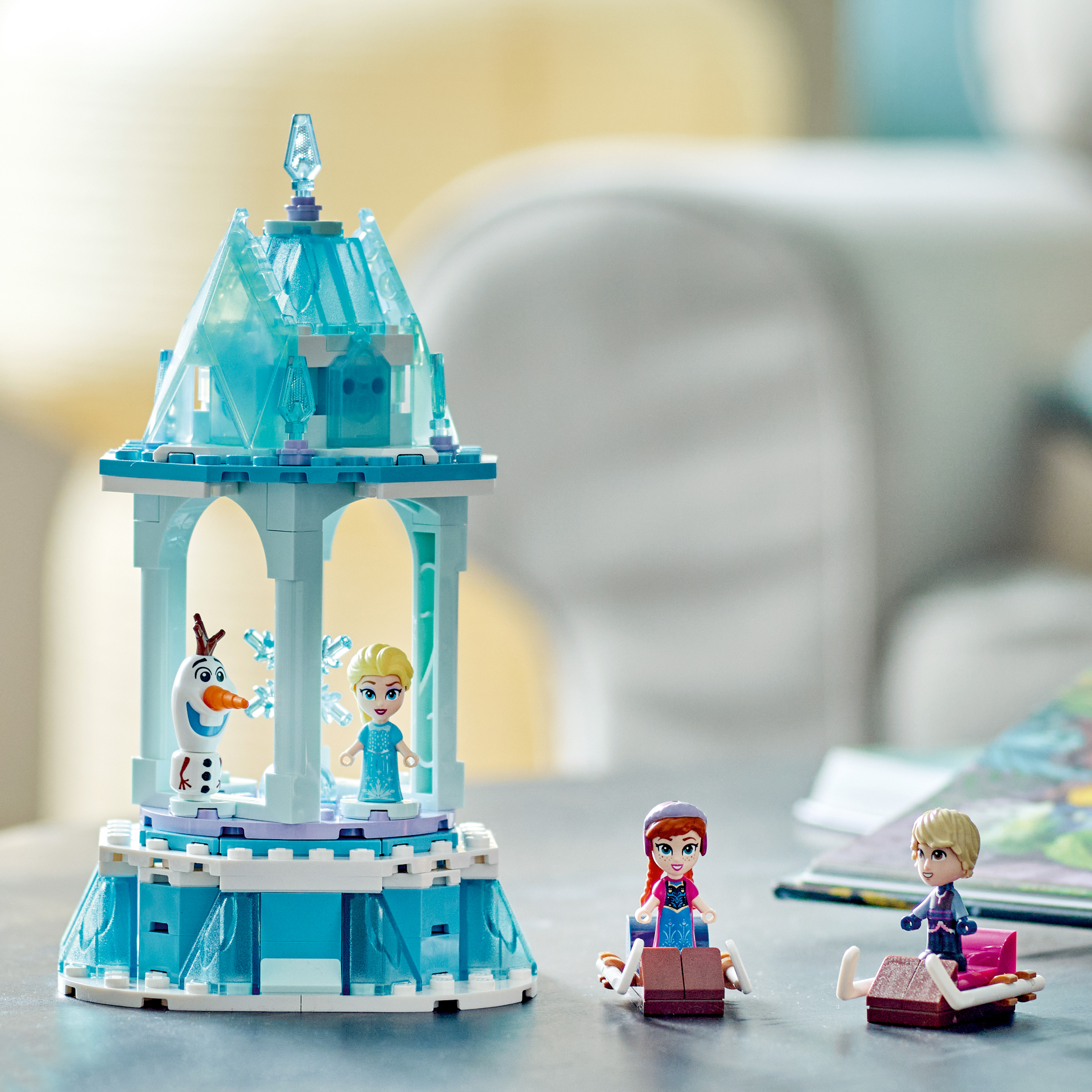 Конструктор LEGO Princesses Anna and Elsas Magical Carousel 43218 - фото 10