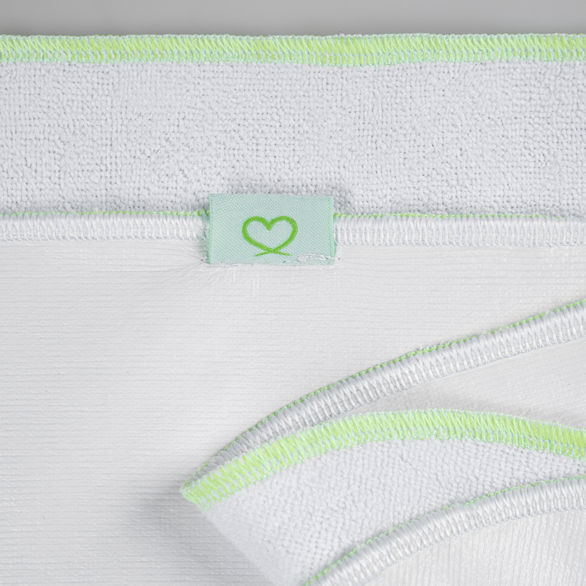Клеенка-пеленка многоразовая Mrs.Stretch Mr.Jersy непромокаемая цвет белый-ярко-зеленый 60х80 см - фото 2