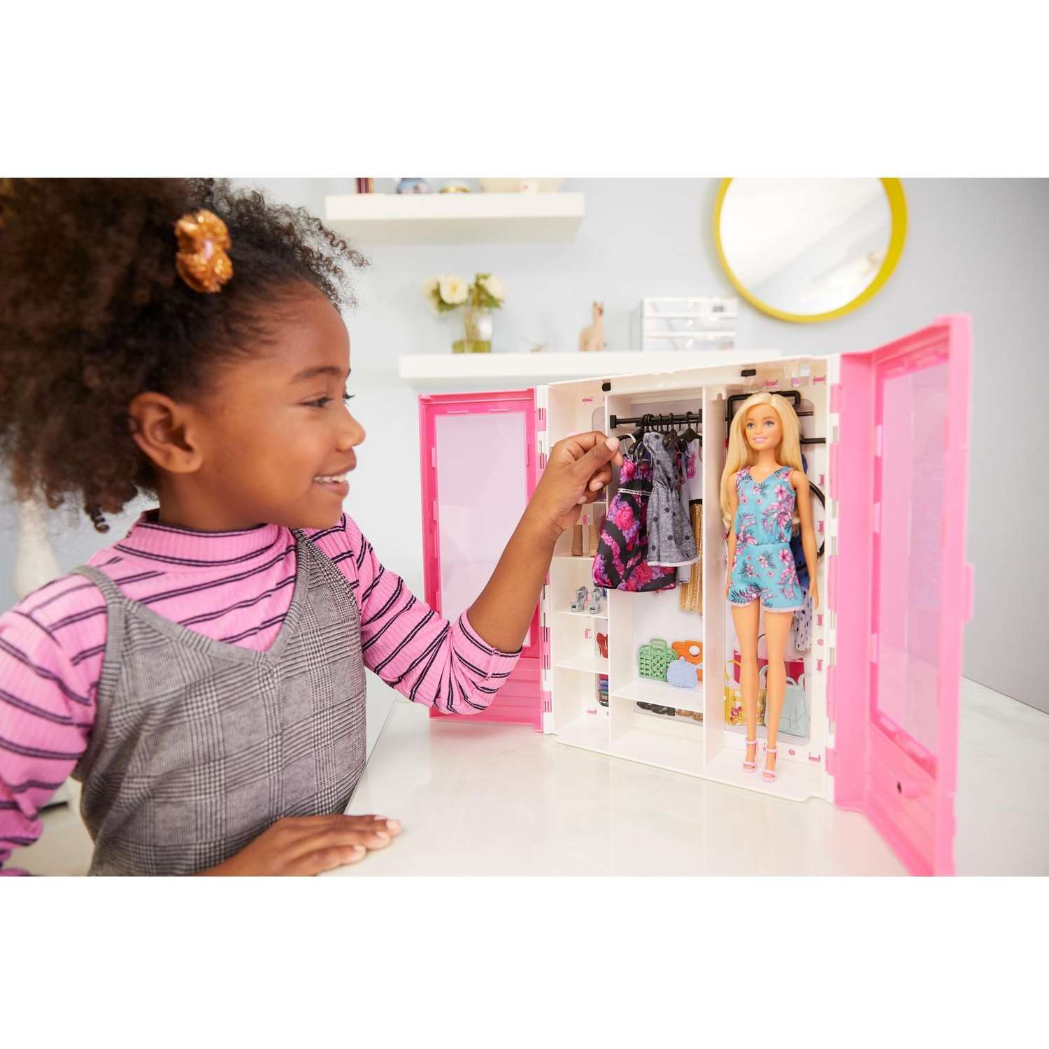 Набор игровой Barbie Гардероб мечты раскладной GBK12 GBK12 - фото 15