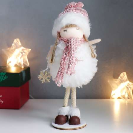 Кукла интерьерная Зимнее волшебство «Девочка в белой пушистой шубке и шапочке» 17 см