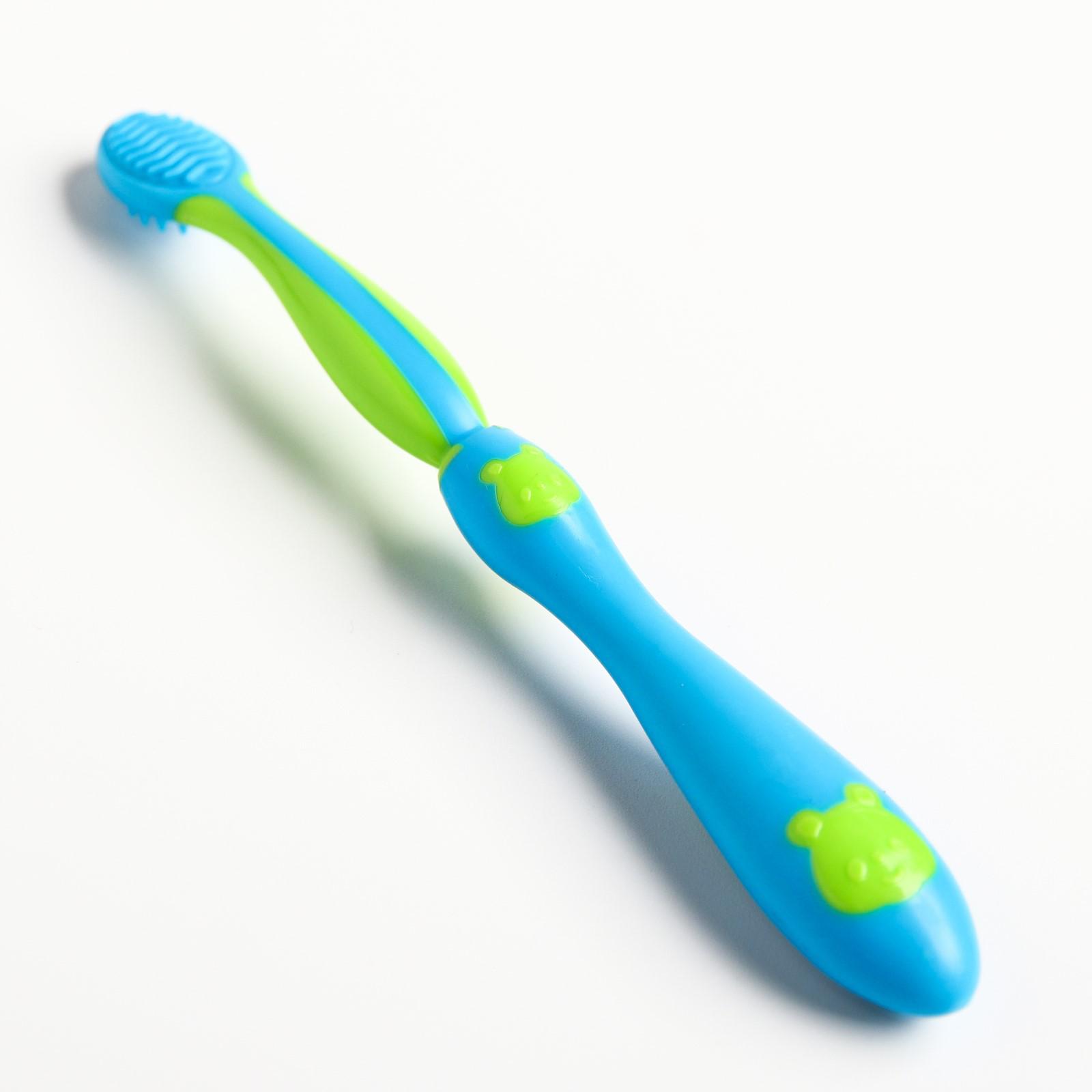 Детская зубная щетка Крошка Я массажер с силиконовыми щетинками. от 6 мес. цвет зеленый/голубой - фото 3