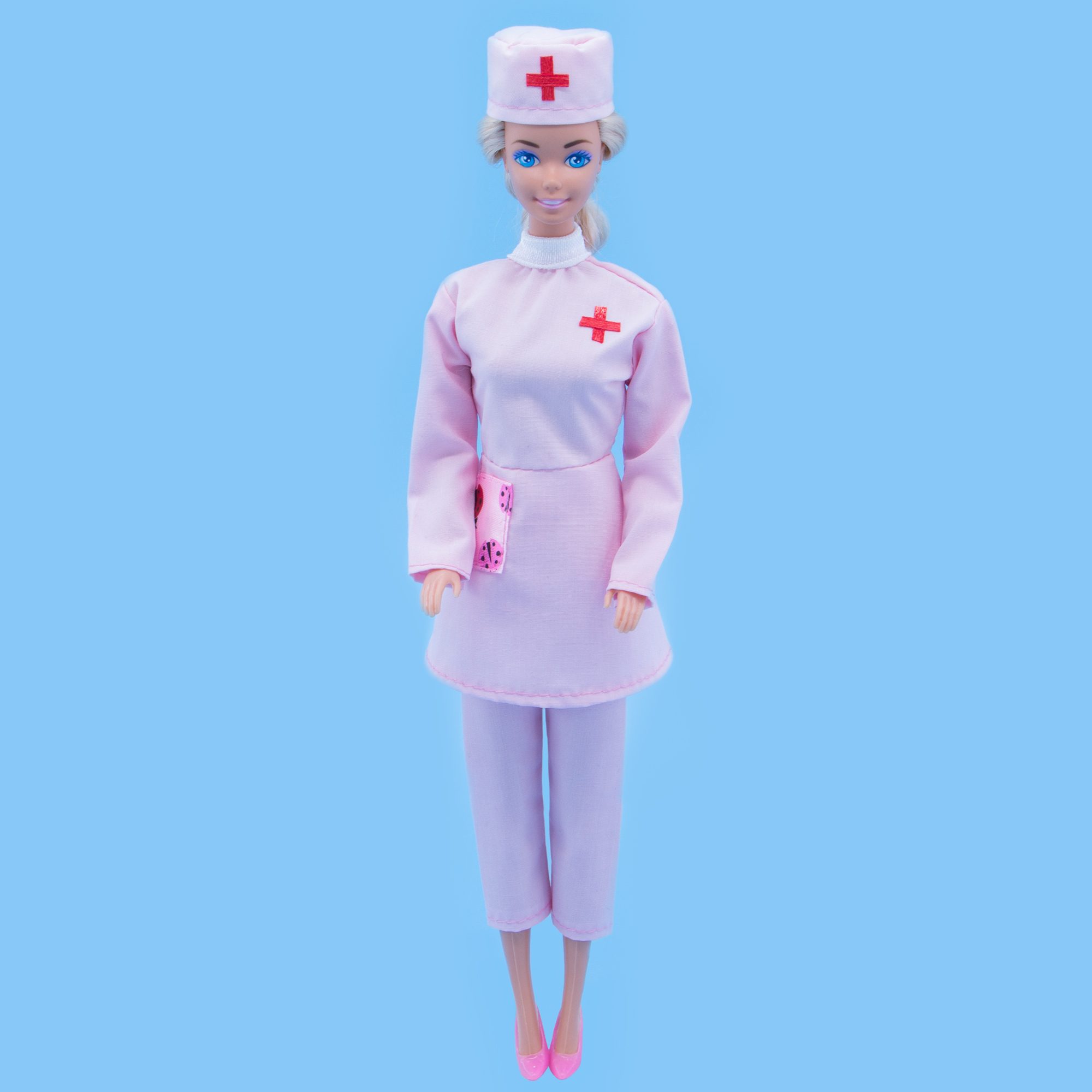 Костюм медсестры Модница для куклы 29 см 4747 розовый 4547розовый - фото 1
