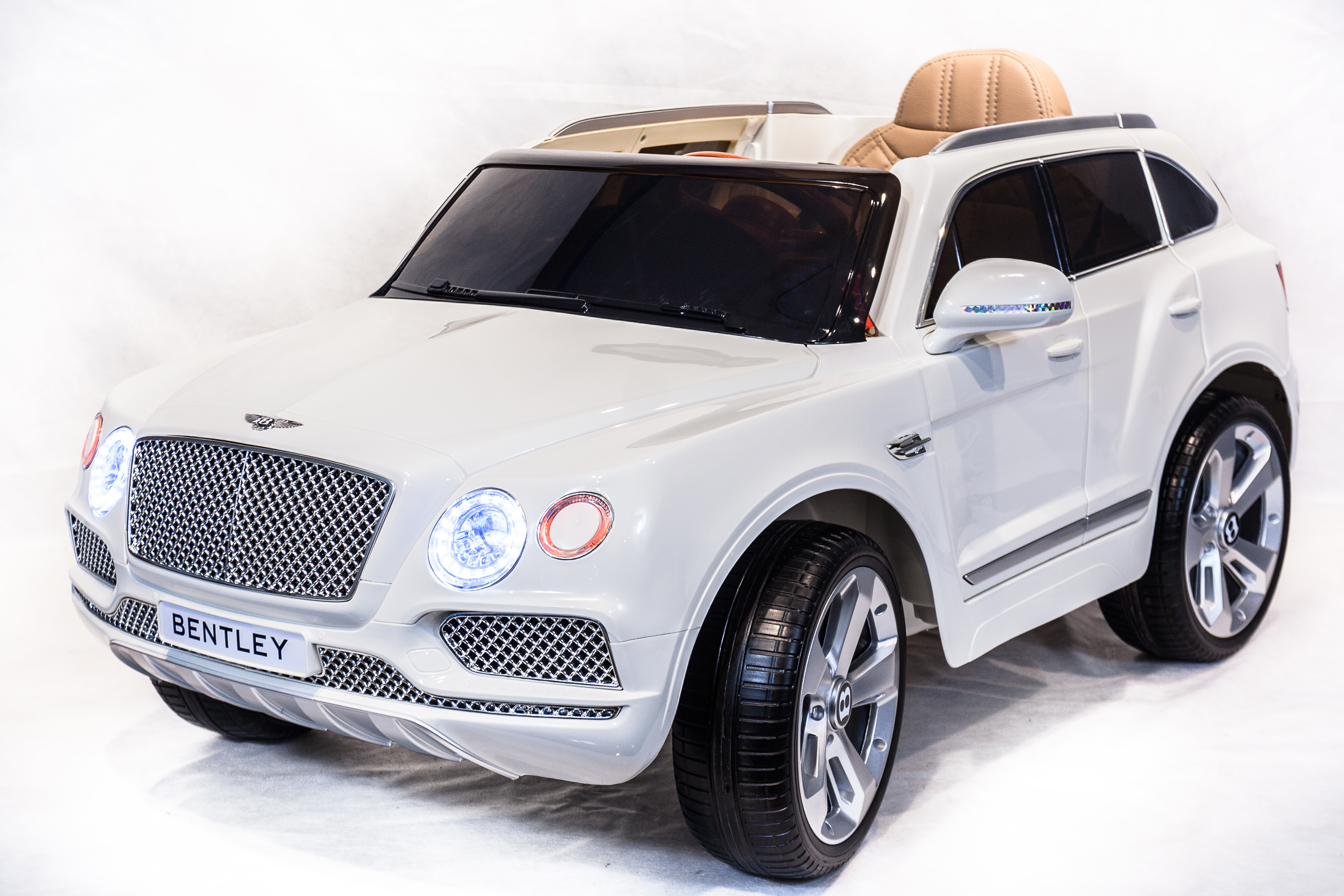 Автомобиль TOYLAND Bentley Bentayga - фото 3