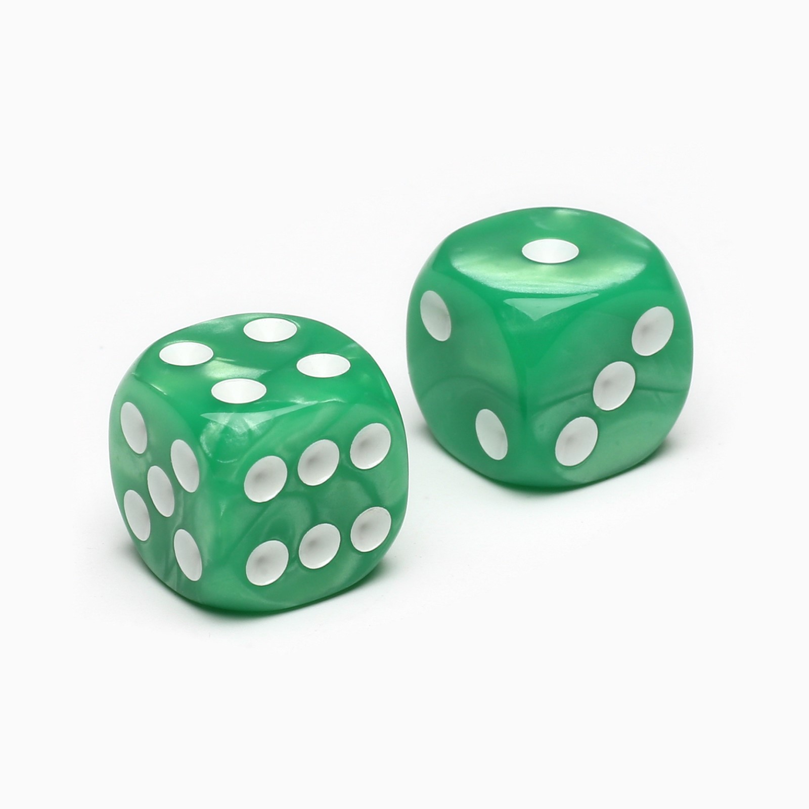 Кубики Sima-Land Игральные «Время игры» 1.6х1.6 см набор 2 шт зеленые - фото 1