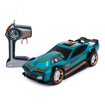 Машинка на радиоуправлении Hot Wheels с функцией изменения цвета