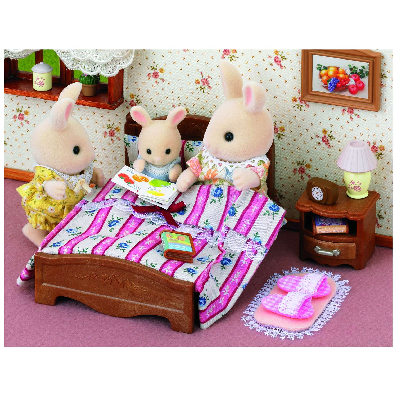 Набор Sylvanian Families Большая кровать и тумбочка 5019/2934 - фото 4