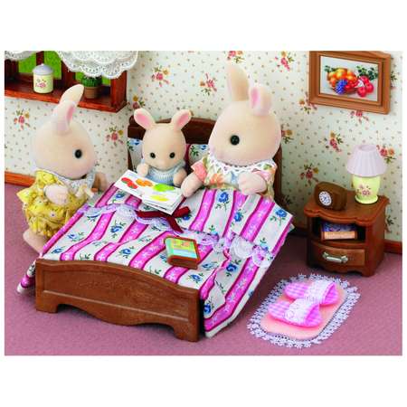 Набор Sylvanian Families Большая кровать и тумбочка 5019/2934