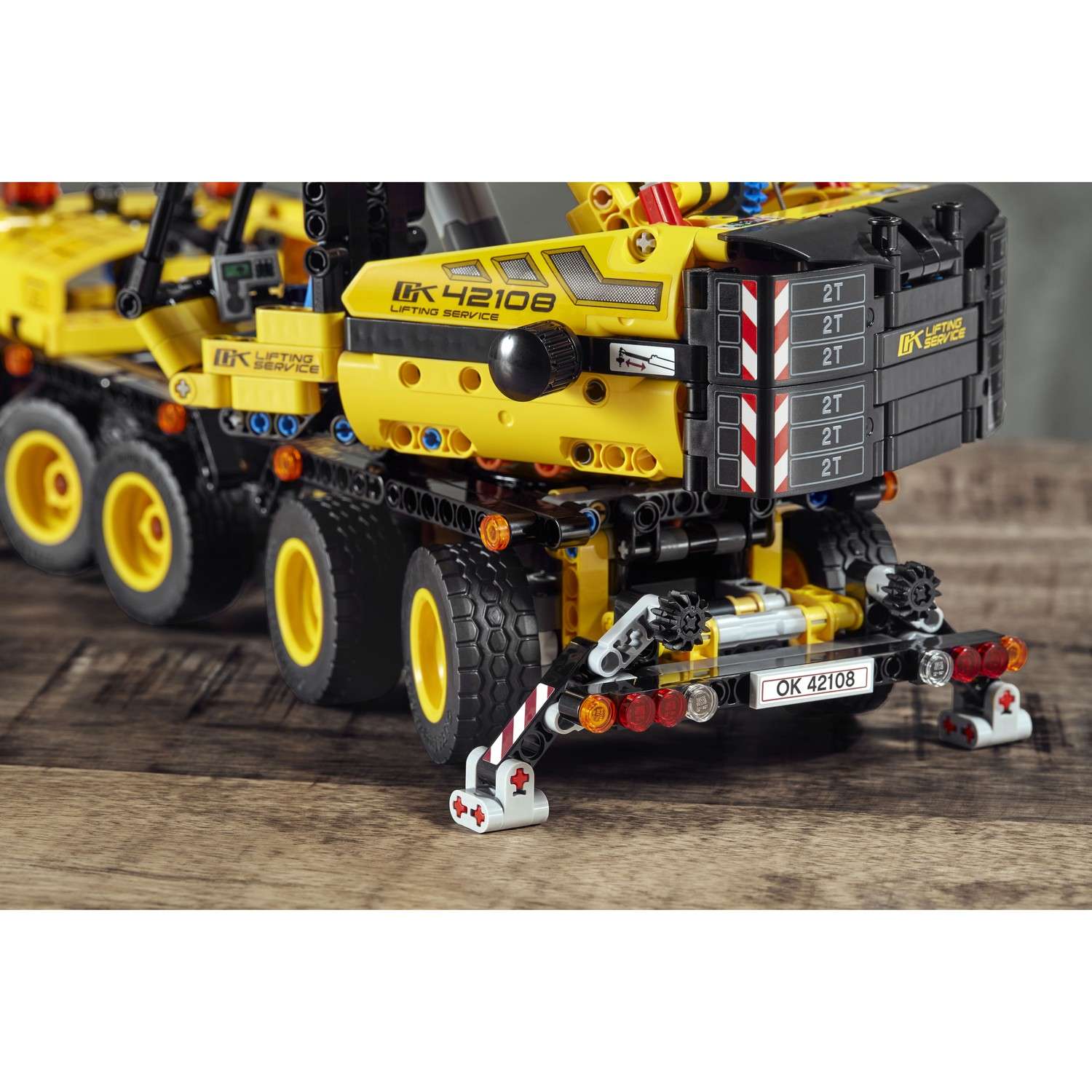 Конструктор LEGO Technic Мобильный кран 42108 - фото 22