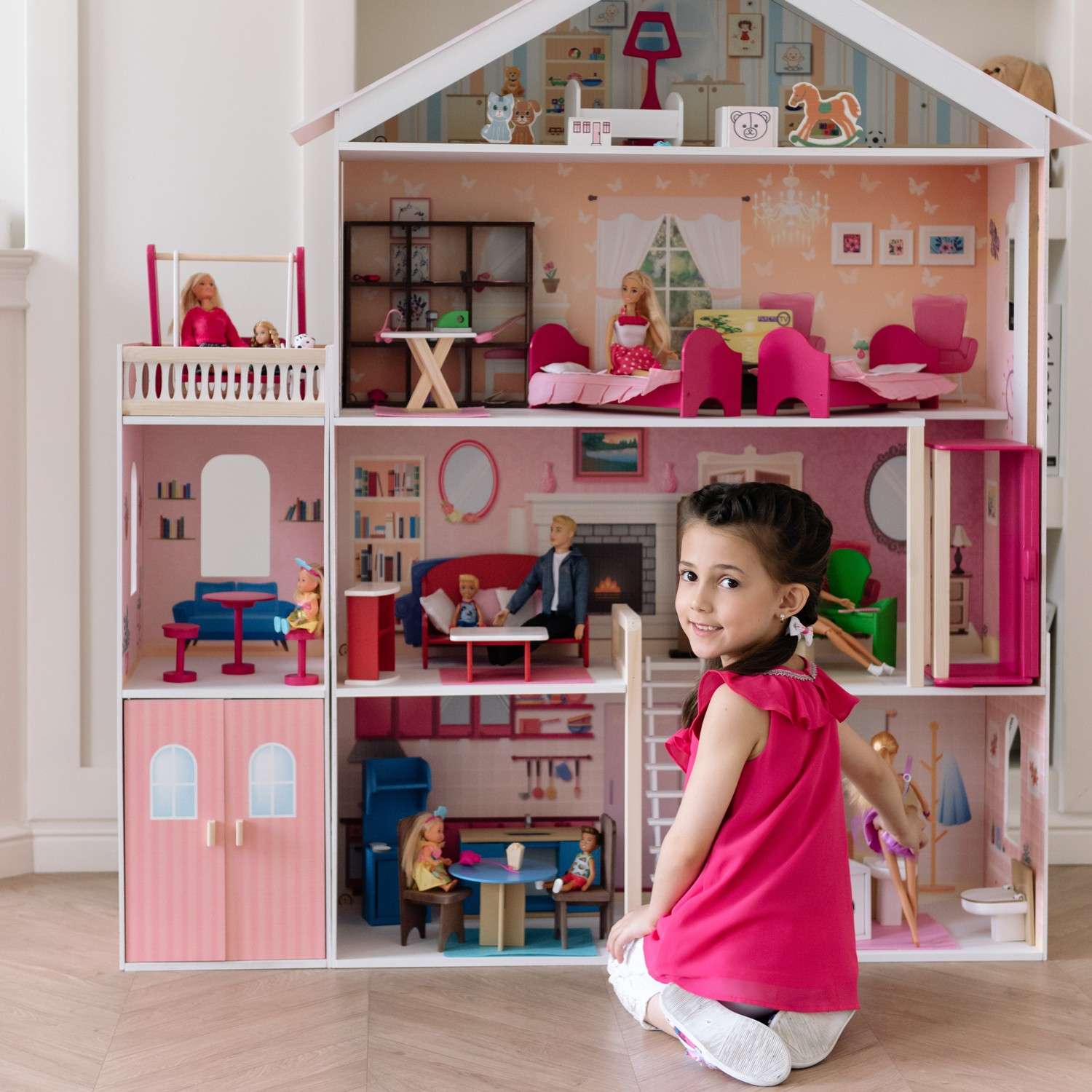 Кукольный домик мечта с куклой и мебелью