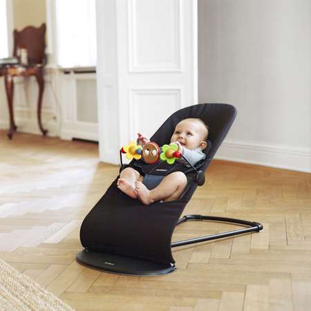 Кресло-шезлонг BabyBjorn Balance Soft +игрушка 6050.01