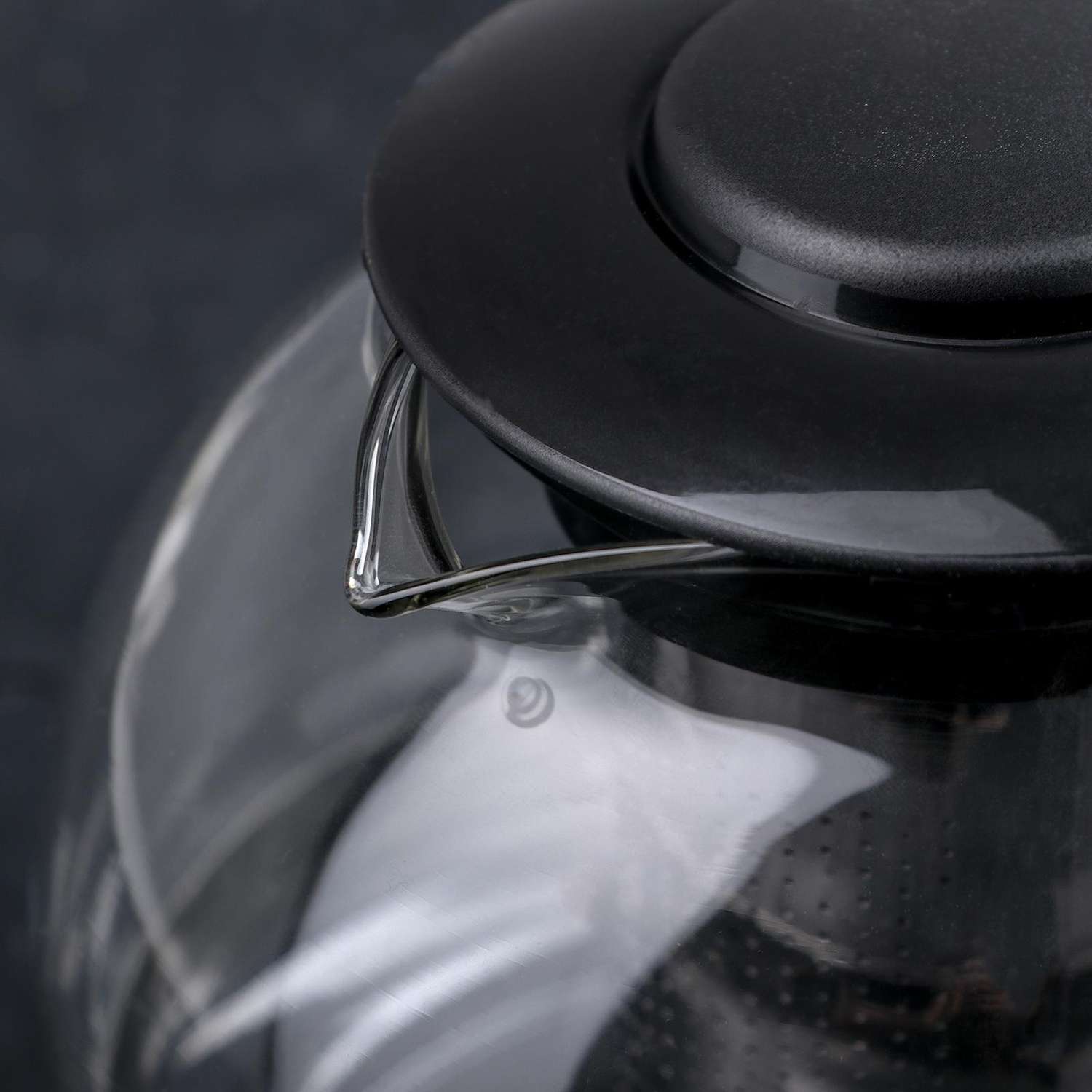 Чайник Sima-Land стеклянный заварочный «Иллюзия» 1.6 л с металлическим ситом цвет чёрный - фото 3