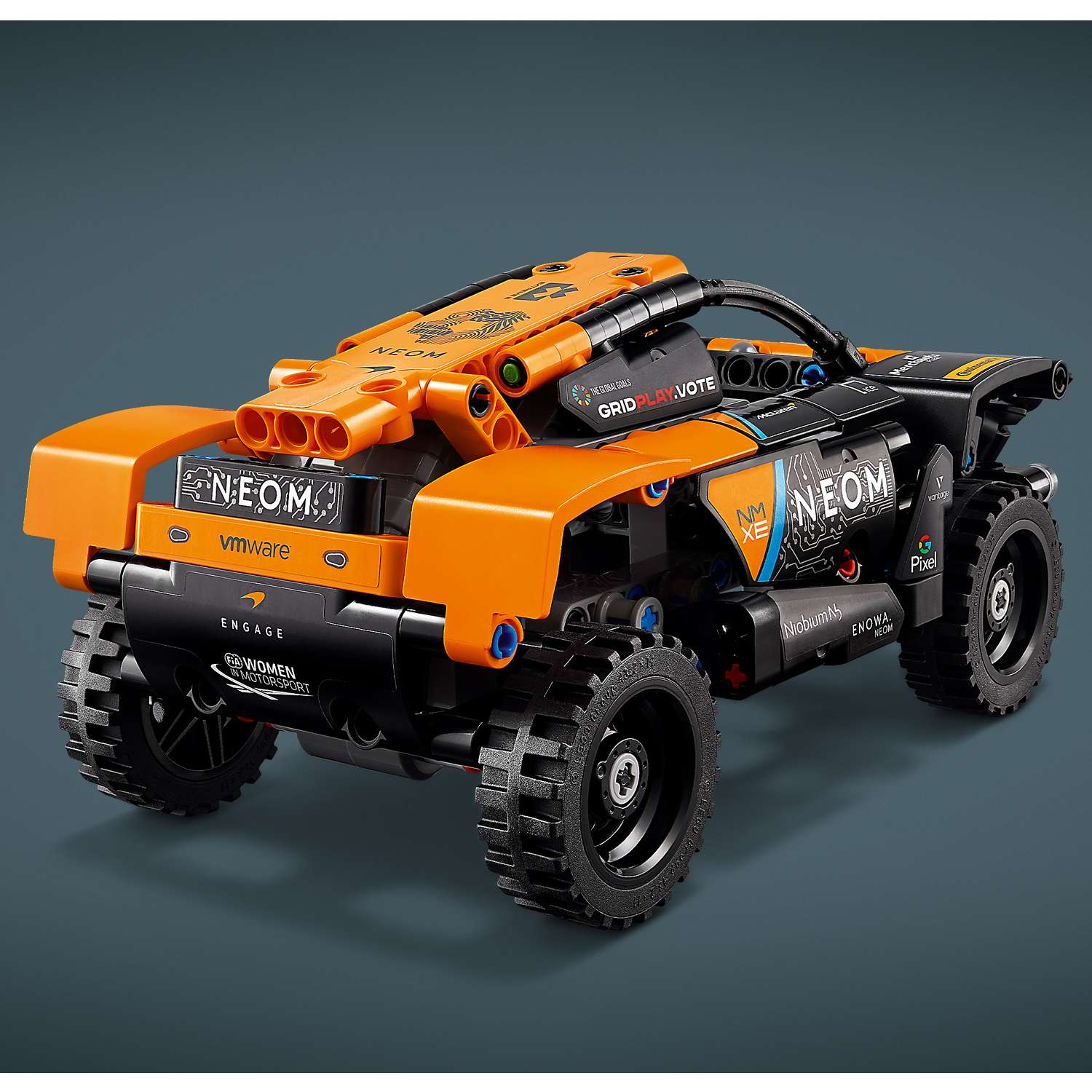 Конструктор LEGO Technic Гоночный автомобиль NEOM McLaren Extreme E 42166 - фото 9