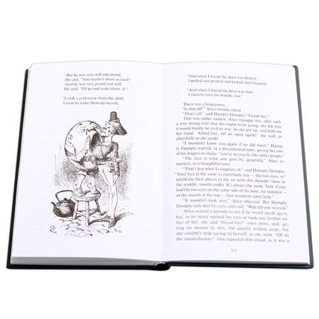 Книга Издательство Детская литература Алиса в Зазеркалье на русском и английском