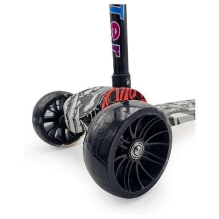 Самокат Funky Toys 3-х колесный с регулируемой ручкой и светом 72см S+S широкие колеса