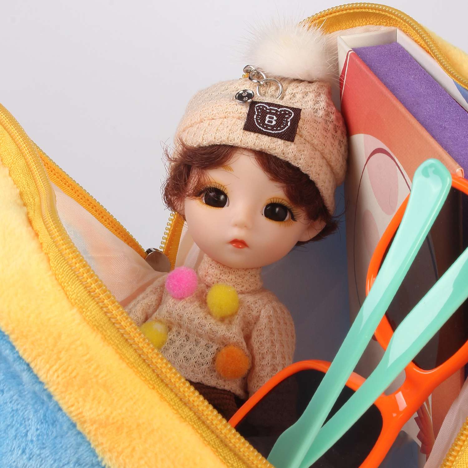Рюкзак с игрушкой Little Mania желто-голубой Панда - фото 5