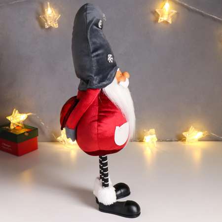 Кукла интерьерная Зимнее волшебство «Дед Мороз в бордовом кафтане в сером колпаке со снежинками» 42х13х18 см 626011