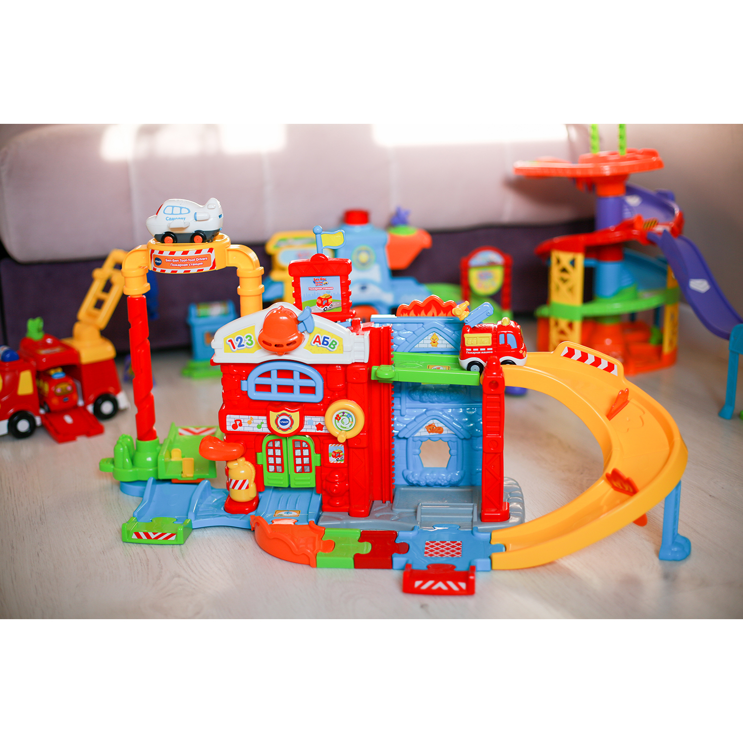 Игрушка Vtech Пожарная станция 80-503926 - фото 8