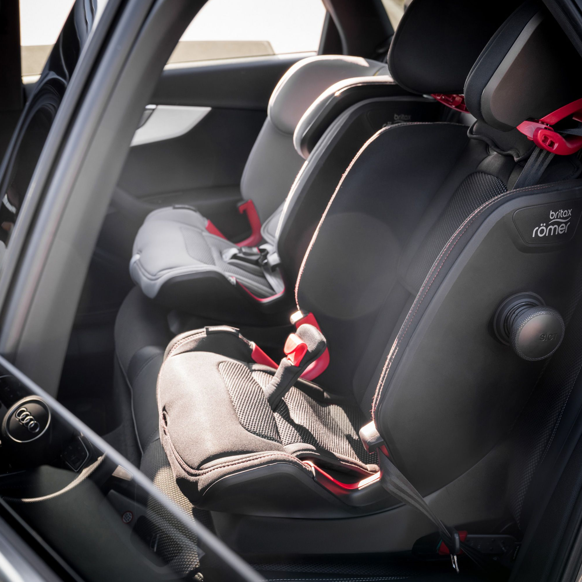 Автокресло Britax Roemer Advansafix IV R Cosmos Black Trendline - фото 17