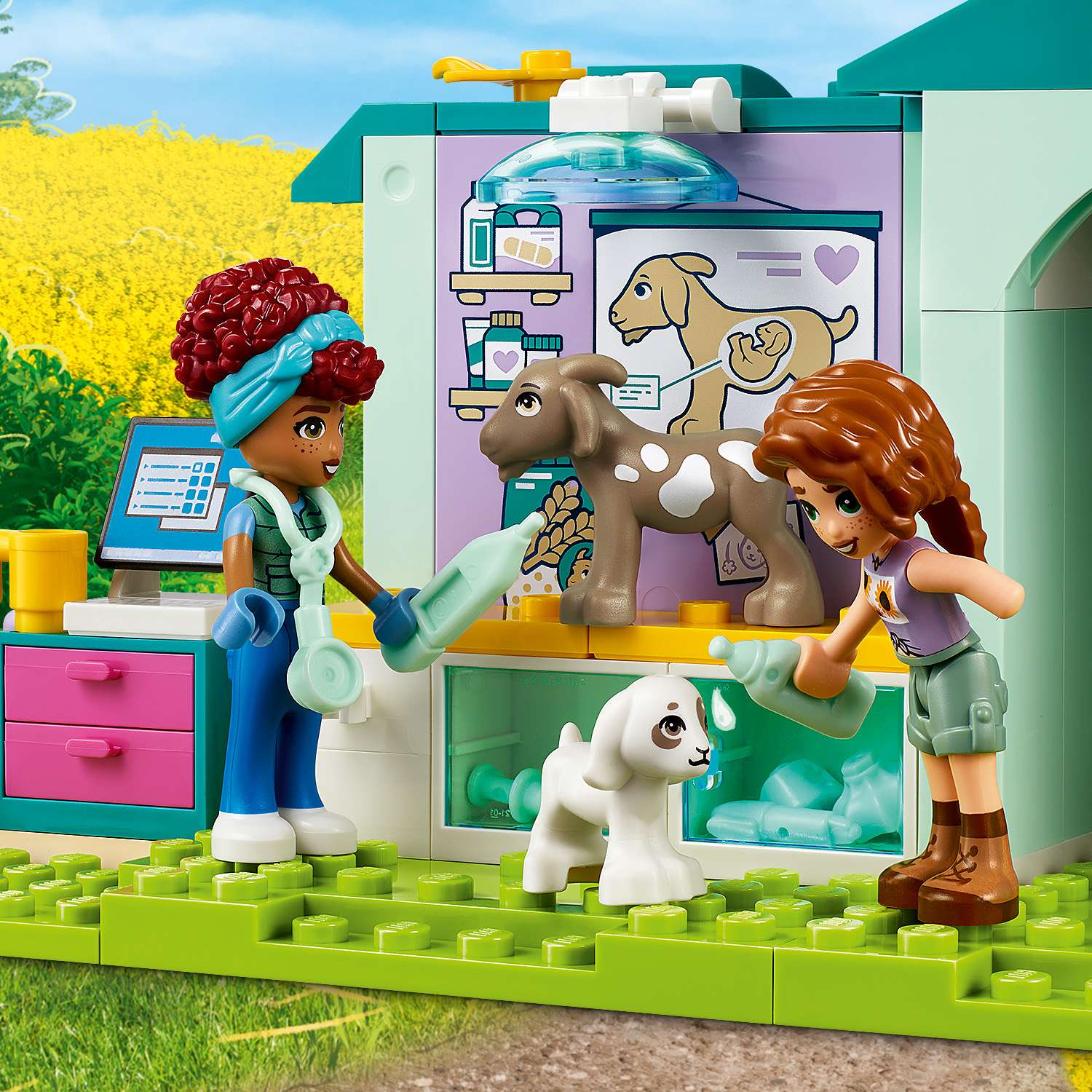 Конструктор LEGO Friends Ветеринарная клиника для сельскохозяйственных животных 42632 - фото 7