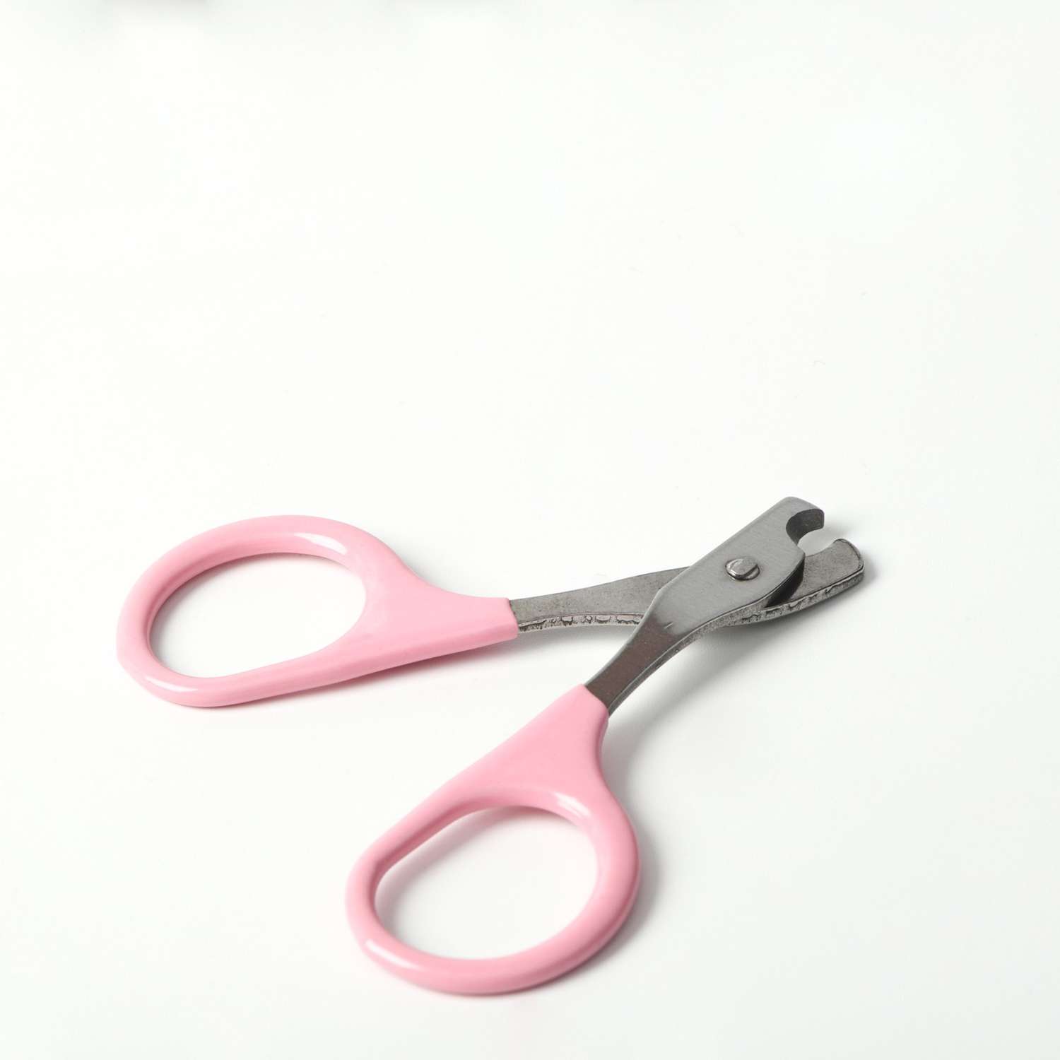 Ножницы-когтерезы Пижон изогнутые с прорезиненными ручками Отверстие 6 мм розовые - фото 1