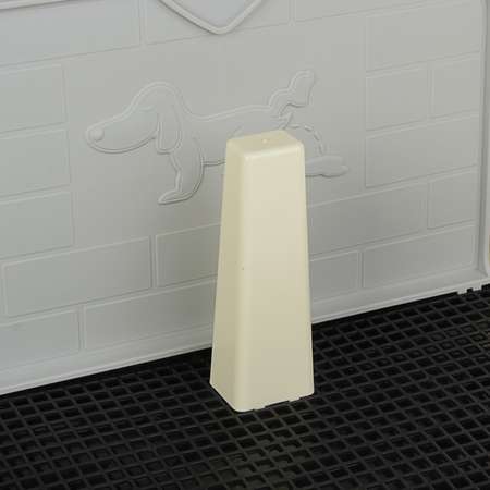 Туалет для собак Пижон со стенкой съёмной решеткой и столбиком чёрный