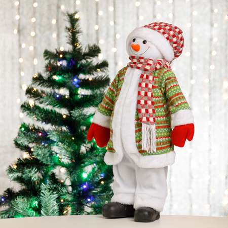 Фигура декоративная BABY STYLE Снеговик в зеленом костюме с шарфиком в клетку 60 см