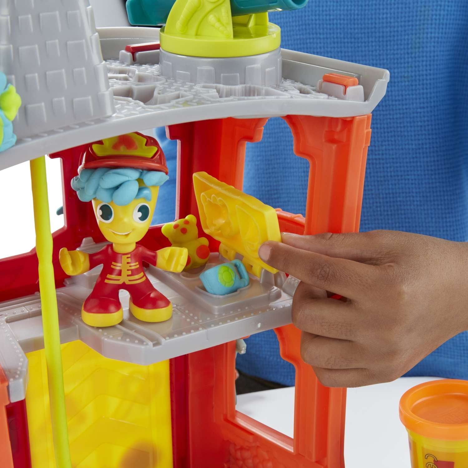 Игровой набор Play-Doh Город Пожарная станция - фото 13