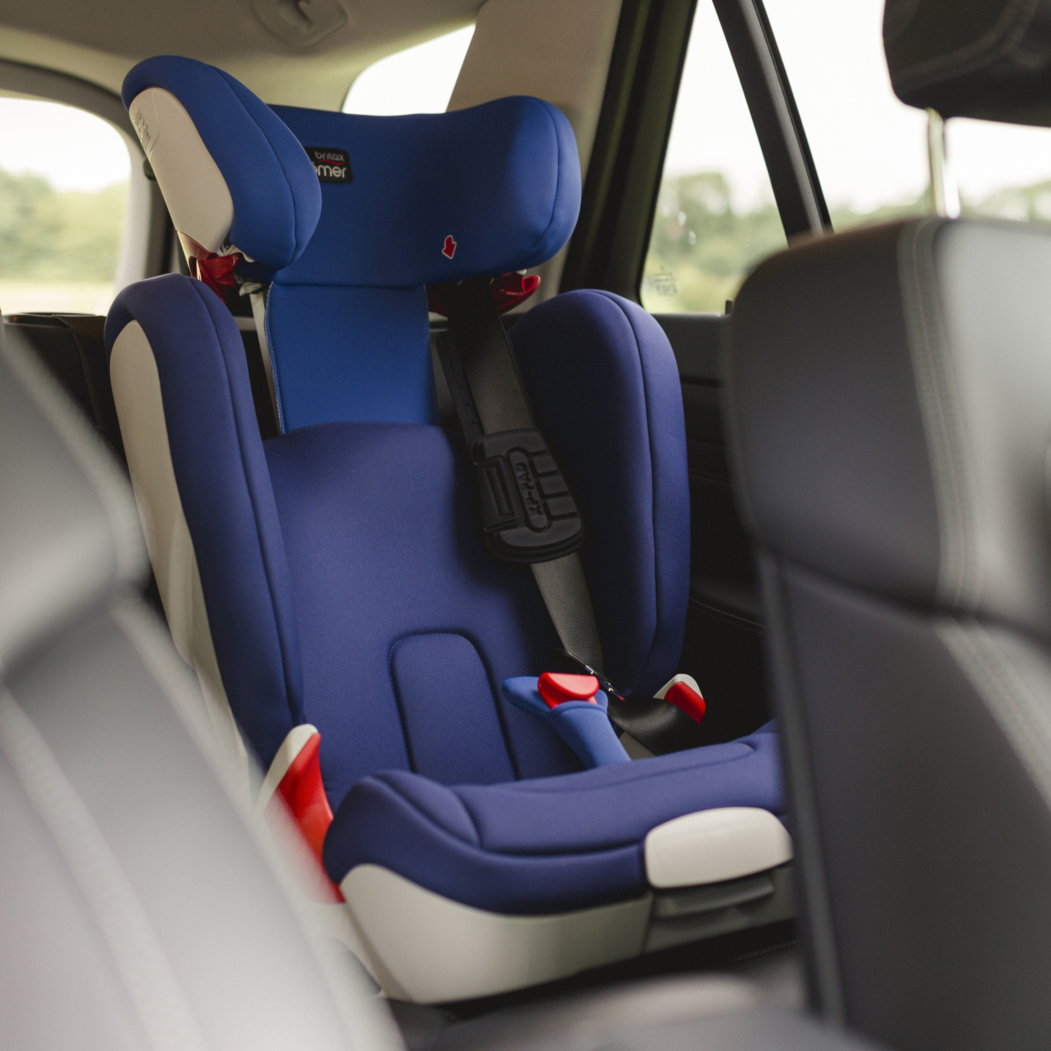 Автокресло Britax Roemer Kidfix II XP Wine Rose - фото 7