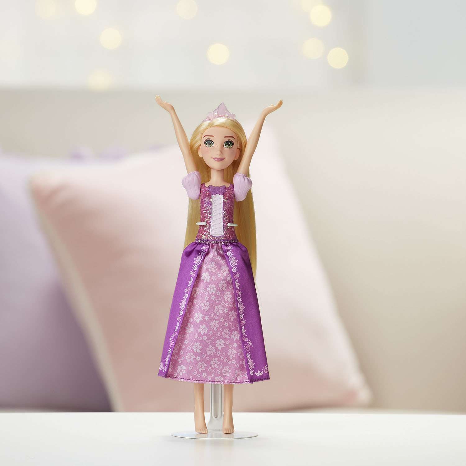 Кукла Disney Princess Hasbro Рапунцель поющая E3149EU4 E3046EU4 - фото 4