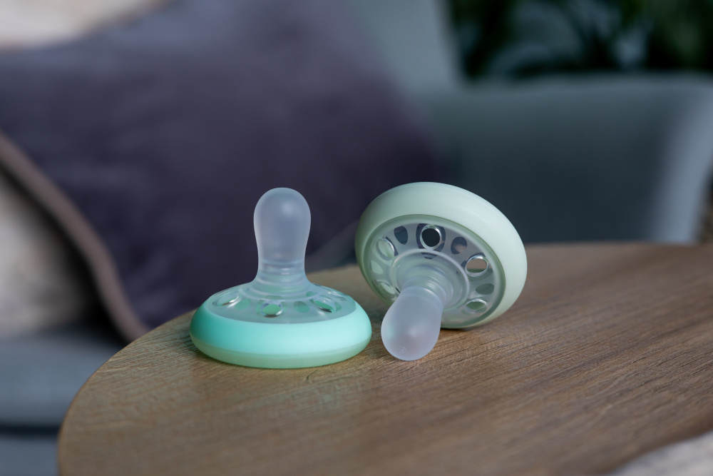 Пустышка Tommee tippee силиконовая Breast-like 0-6 мес. 2 шт. - фото 4