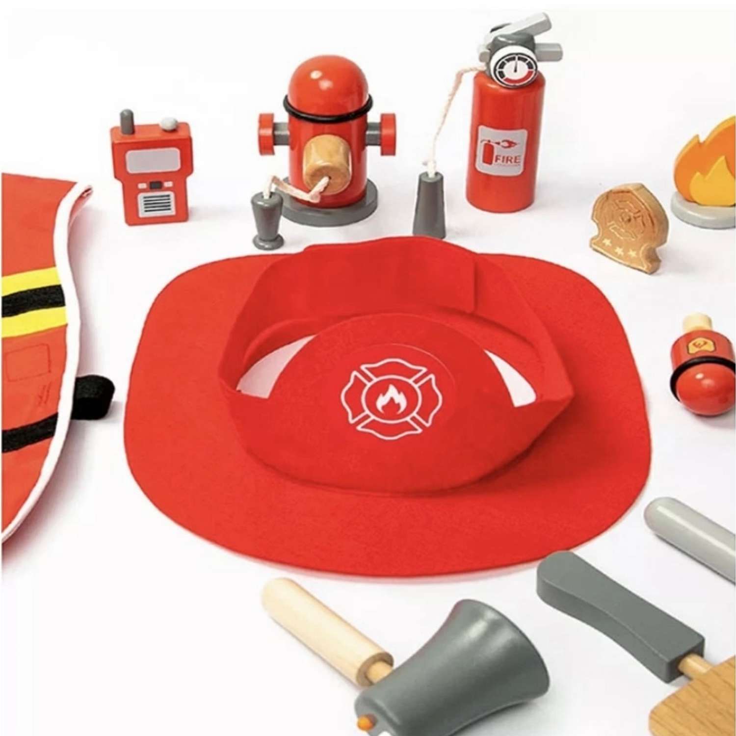 Набор деревянный игровой Panawealth International Пожарный-спасатель 14 предметов - фото 3