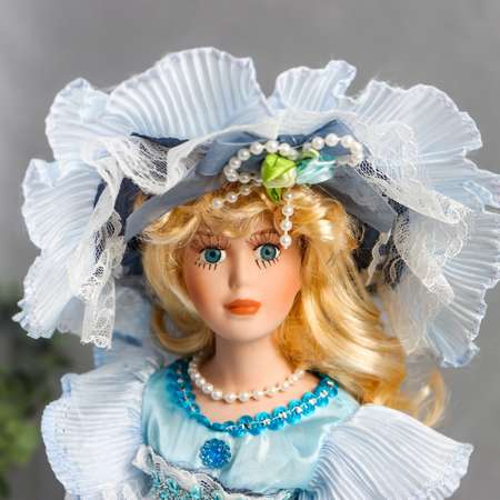 Кукла коллекционная Зимнее волшебство керамика «Леди Анна в сине-голубом платье» 30 см