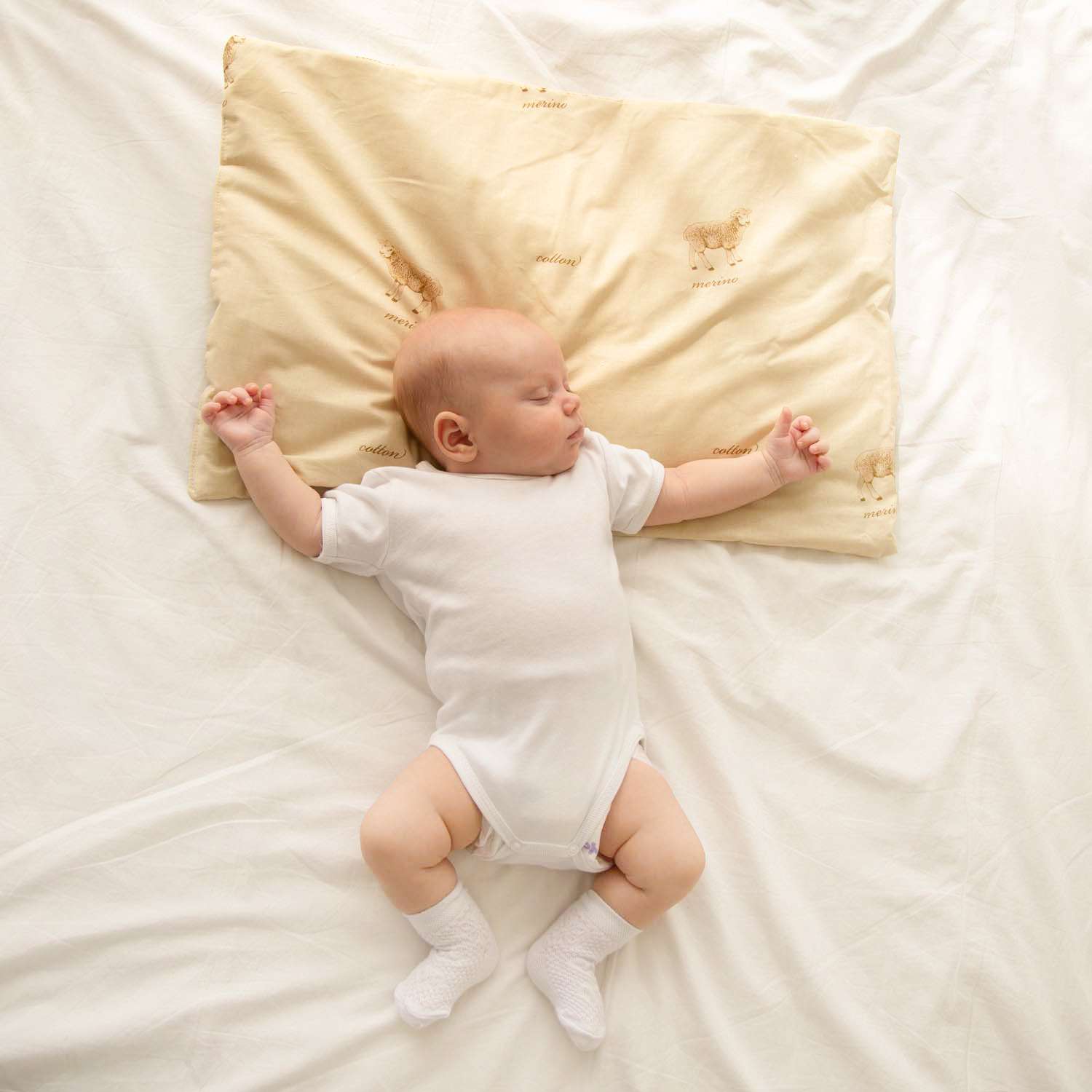 Подушка AmaroBaby нестеганая для младенцев сладкий сон Шерсть поплин 40х60 - фото 3