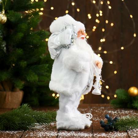 Дед мороз Зимнее волшебство «В белой шубке с фонариком и подарками» 30 см