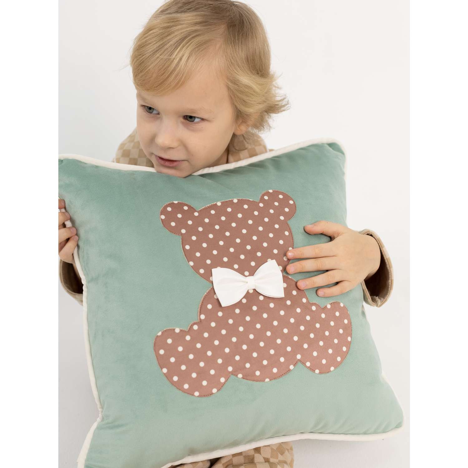 Подушка декоративная детская Мишель Мишка в горошек цвет мятный - фото 4