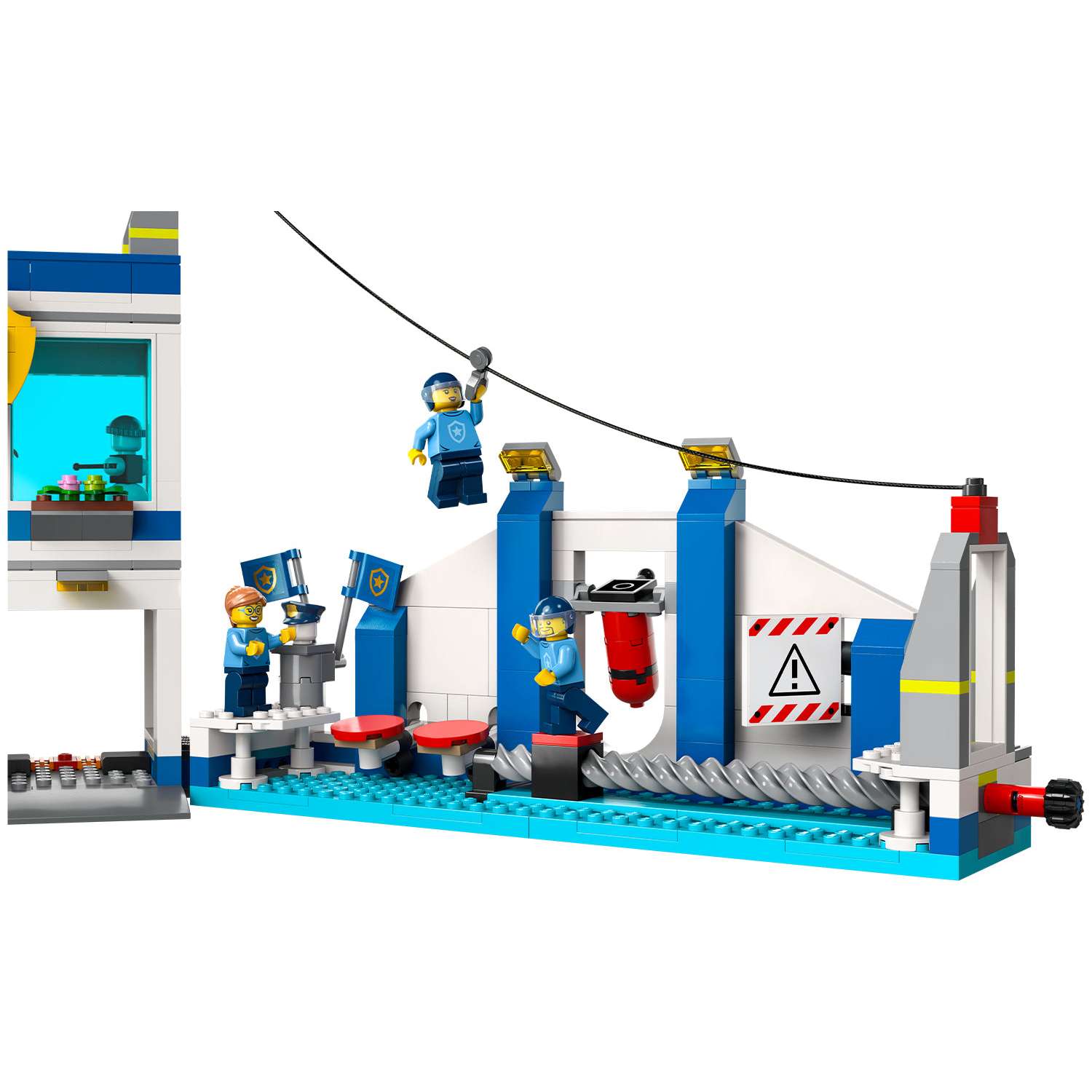 Конструктор LEGO City Police «Академия полицейской подготовки» 823 детали 60372 - фото 5