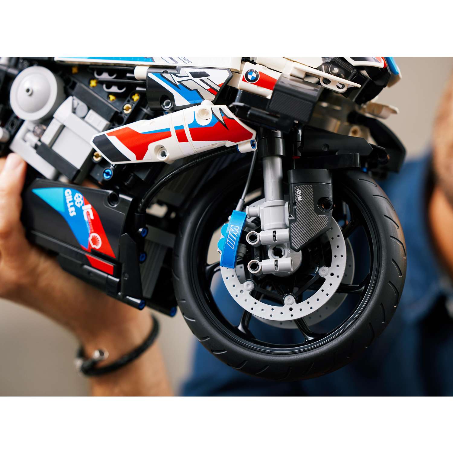 Конструктор LEGO Technic Мотоцикл BMW M 1000 RR - фото 15