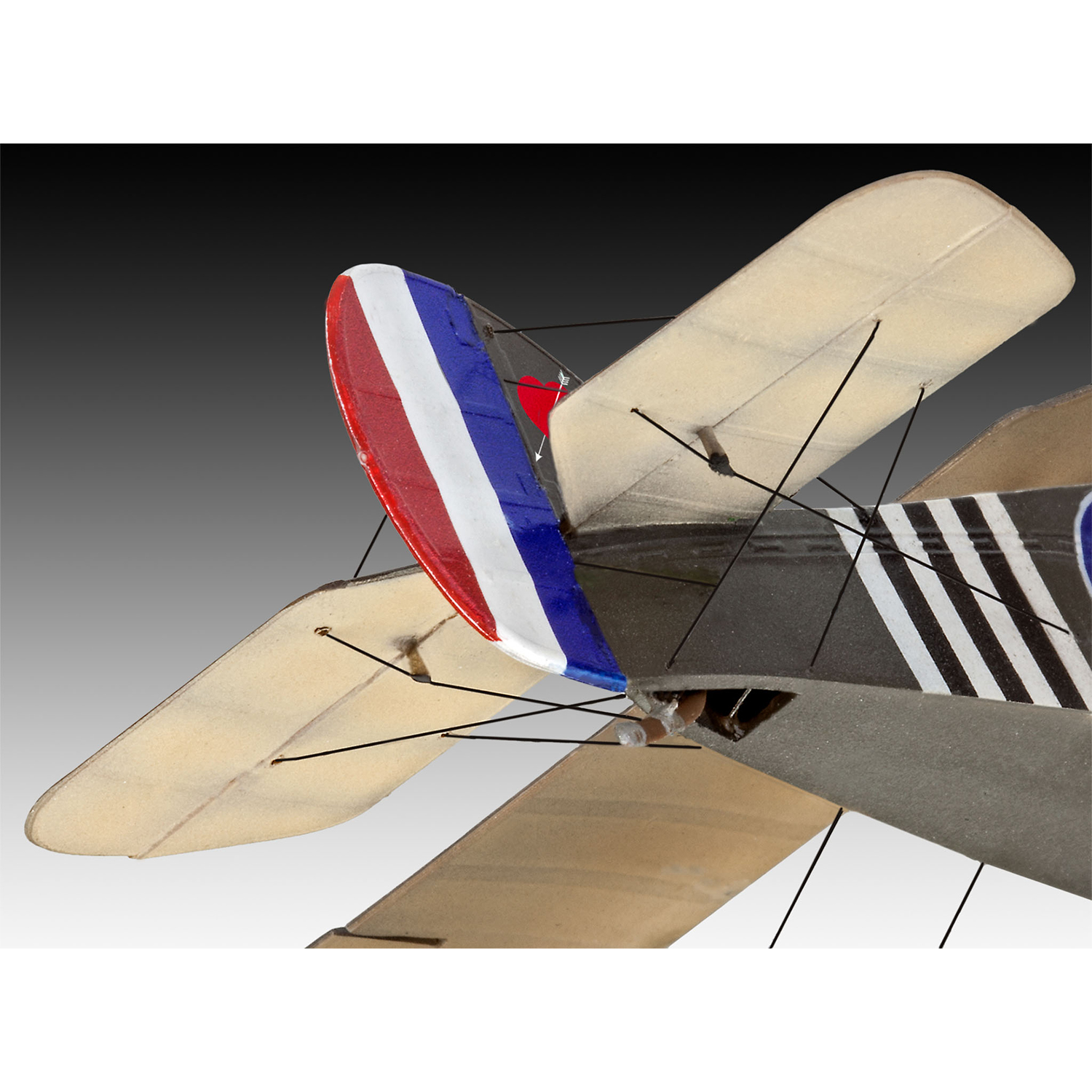 Сборная модель Revell 100 лет RAF: одноместный истребитель Sopwith 2F.1 Camel 03906 - фото 7