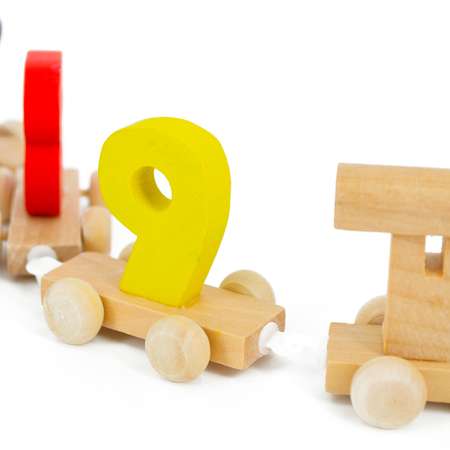 Игрушка поезд Dolemikki деревянный с цифрами