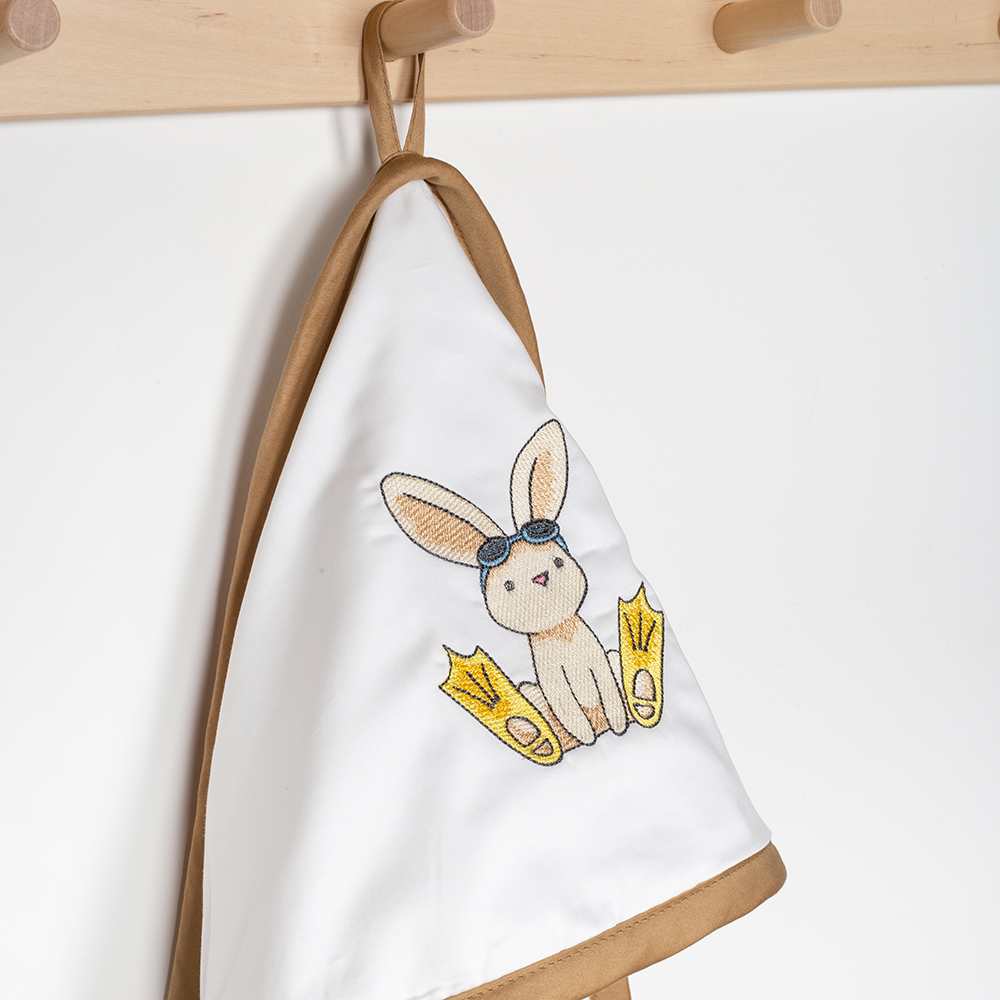 Уголок детский махровый BELLEHOME collection Бланка Swimmer Rabbit 90х90 - фото 4