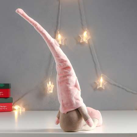 Кукла интерьерная Зимнее волшебство «Дед Мороз в розовом колпаке с кружочками» длинные ножки 56х13х9 см