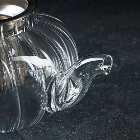Чайник Sima-Land стеклянный заварочный с металлическим ситом «Джеки» 700 мл 21×13.5×11 см