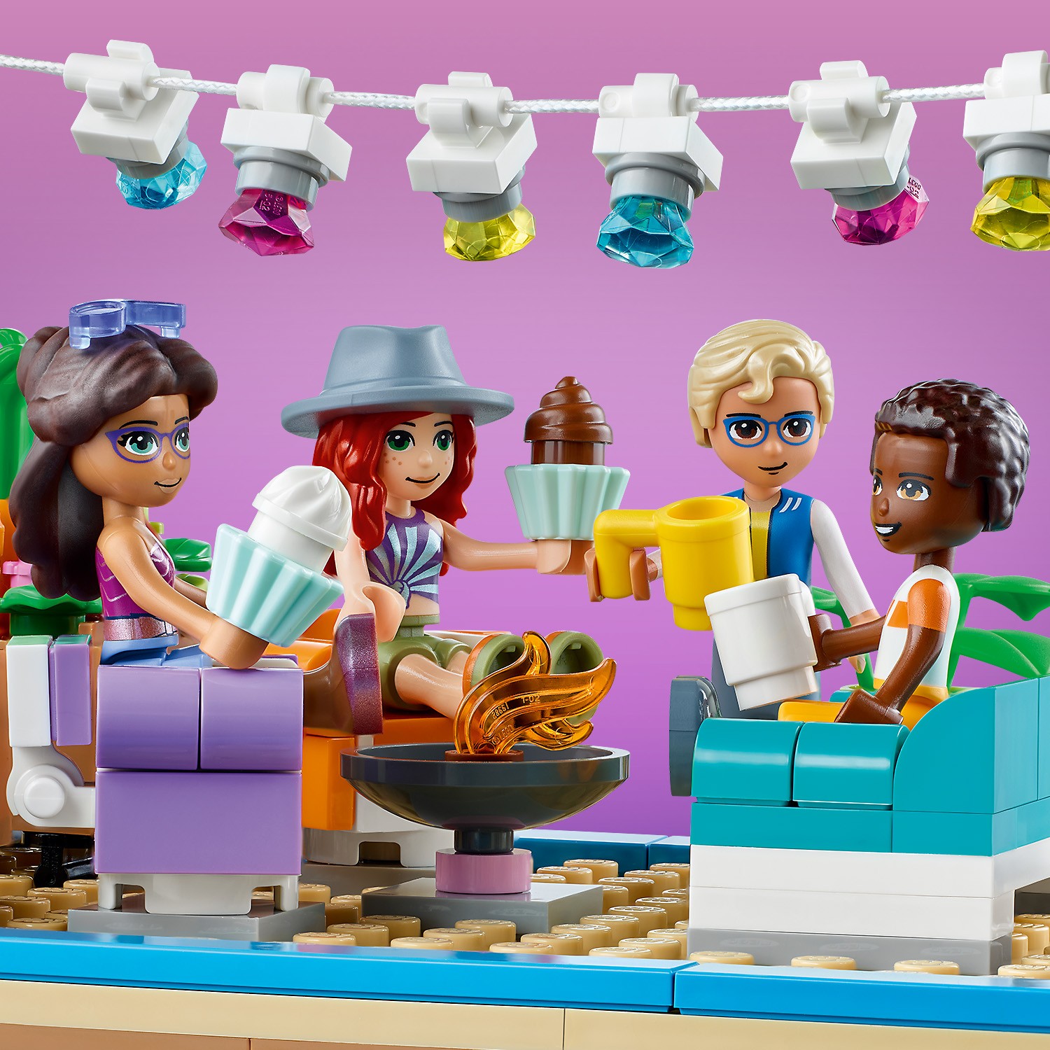 Конструктор LEGO Friends Плавучий дом на канале 41702 купить по цене 5499 ₽  в интернет-магазине Детский мир