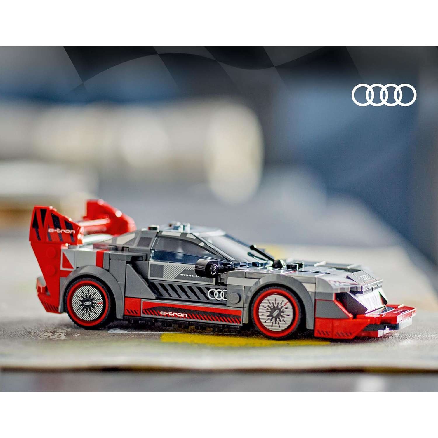 Конструктор LEGO Speed Champions Гоночный автомобиль Audi S1 76921 - фото 10