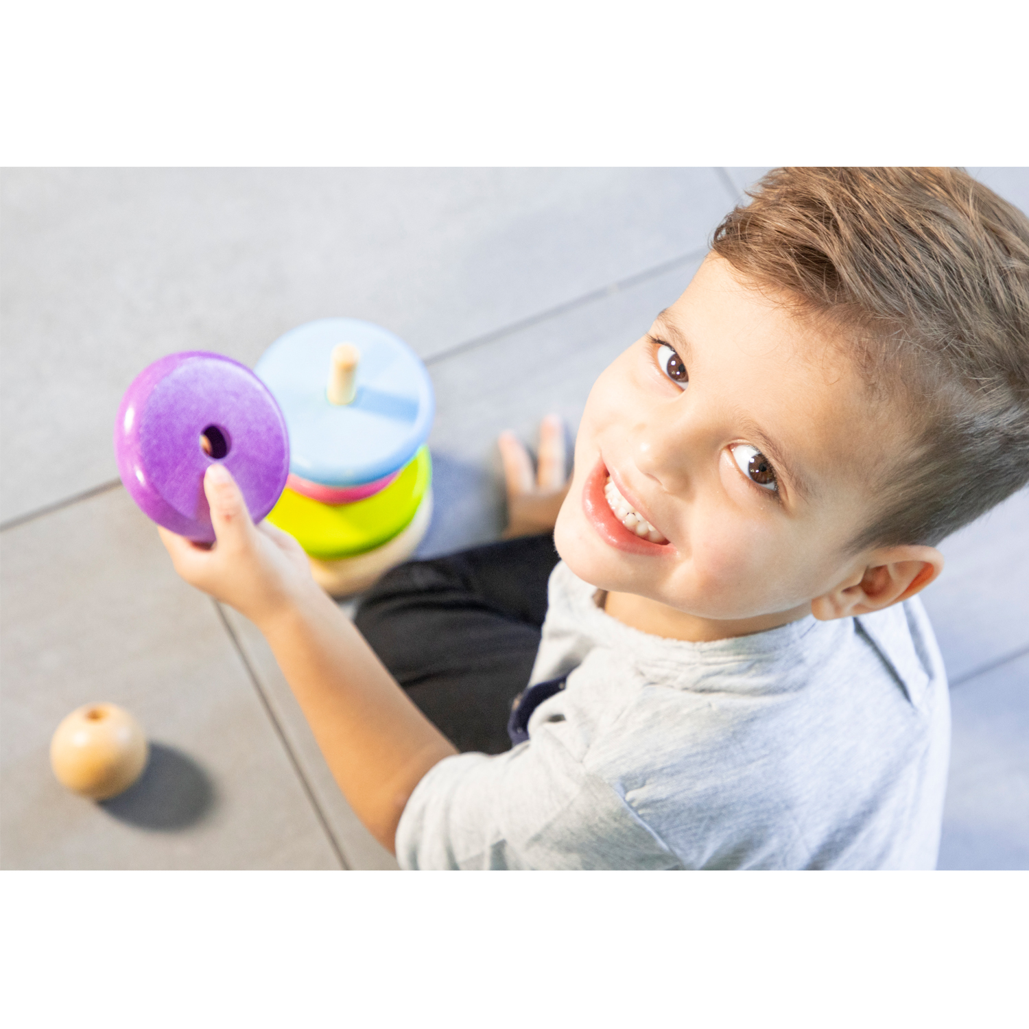 New classic toys. Классические игрушки для детей. Игрушка как ребенок. Колор Беби детски игрушка. Красивые игрушки для детей с 6 лет чтобы они играли в Питере картинка.