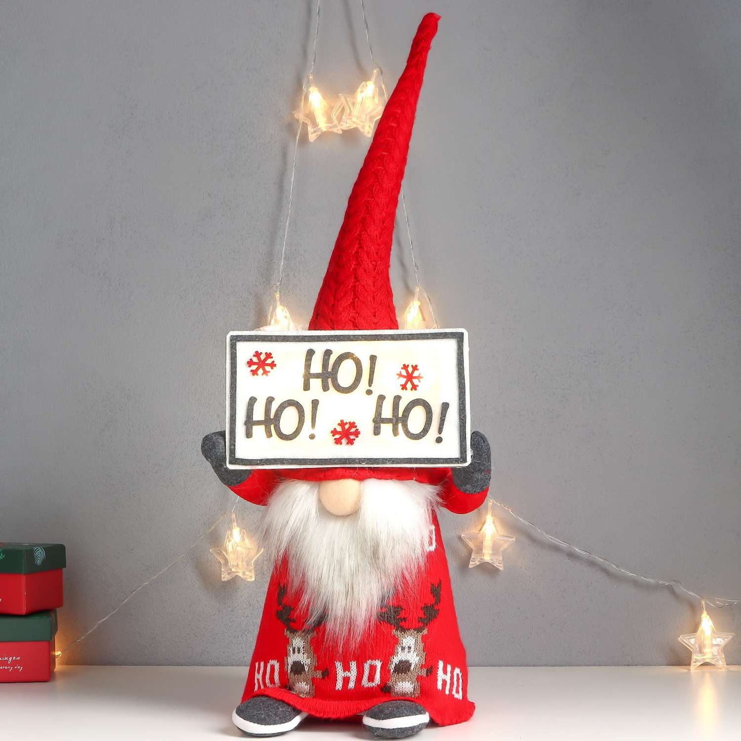 Кукла интерьерная Зимнее волшебство «Дед Мороз с табличкой Ho! Ho! Ho! в красном» 64х22х20 см - фото 1