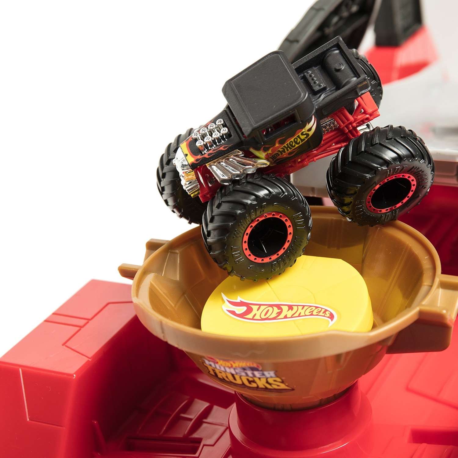 Игровой набор Hot Wheels Передвижная трасса GFR15 - фото 15