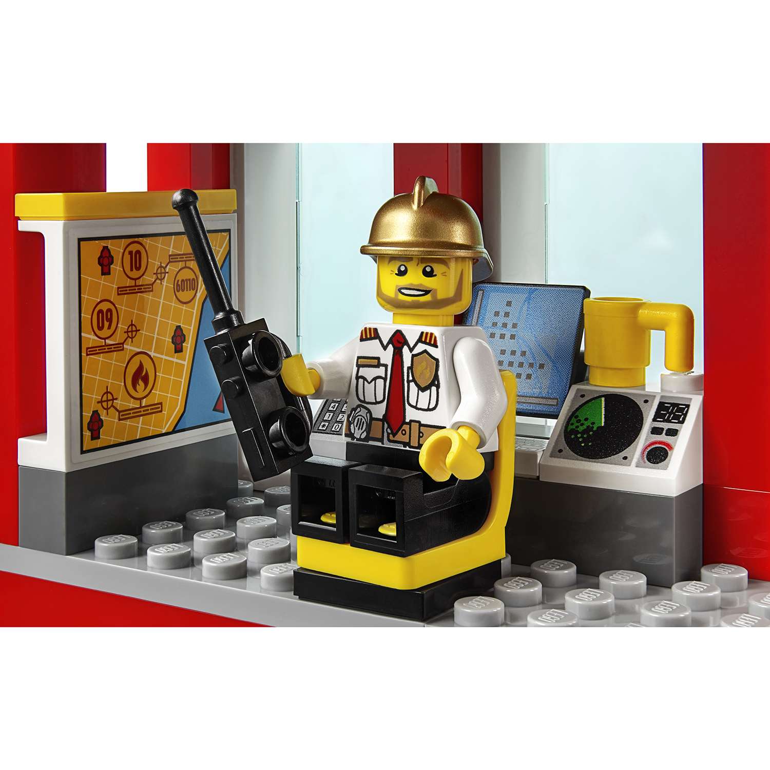 Конструктор LEGO City Fire Пожарная часть (60110) - фото 12